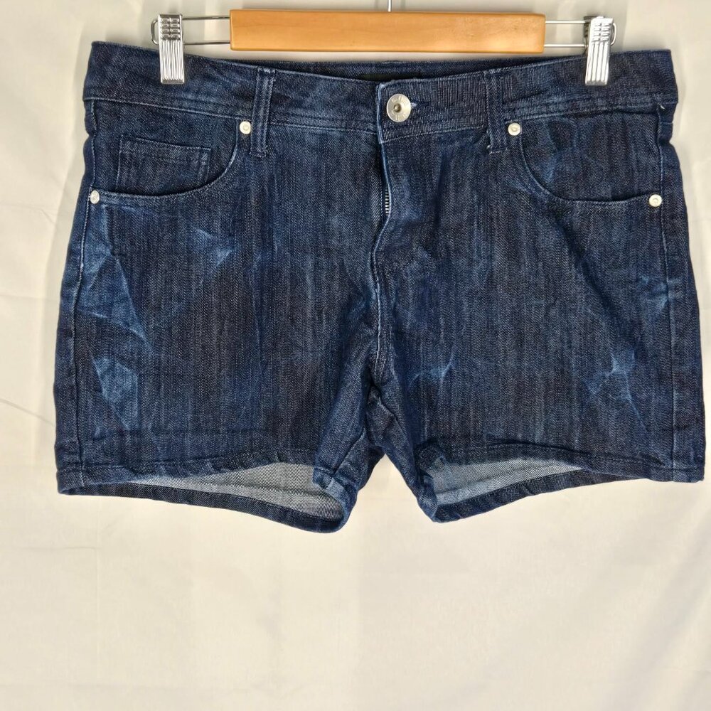 #203 A.N.A. Denim Shorts